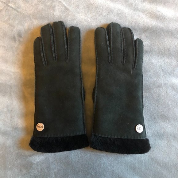 UGG Accessories - UGG Black Shearling Gloves Medium